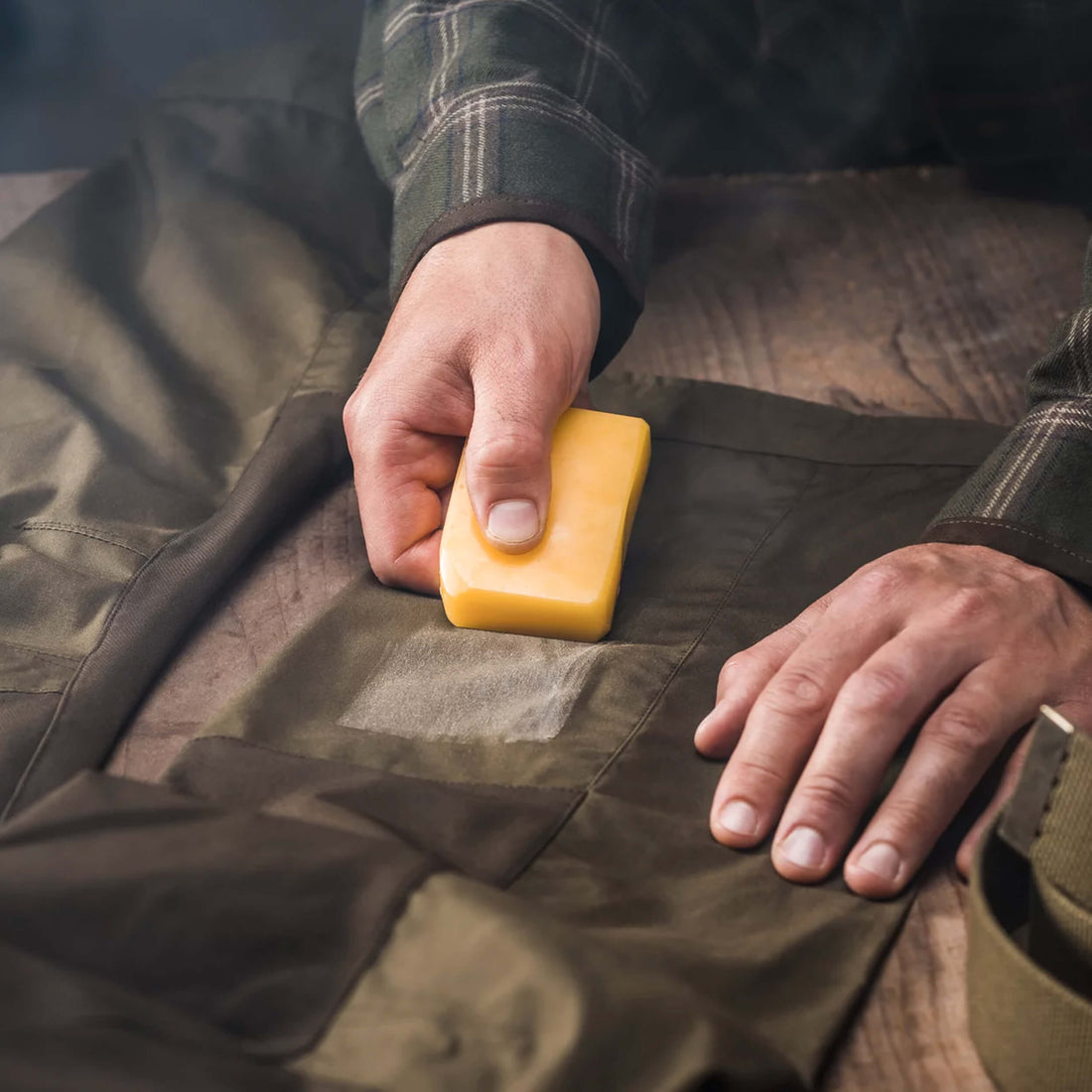 Pinewood Water Repellent Wax waterproofing wax