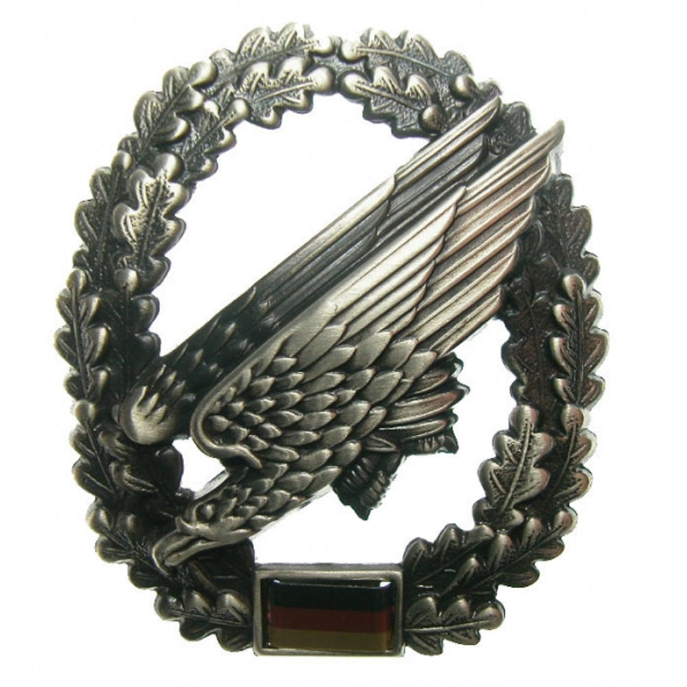 German Army (BW) metal beret badge, paratrooper troops