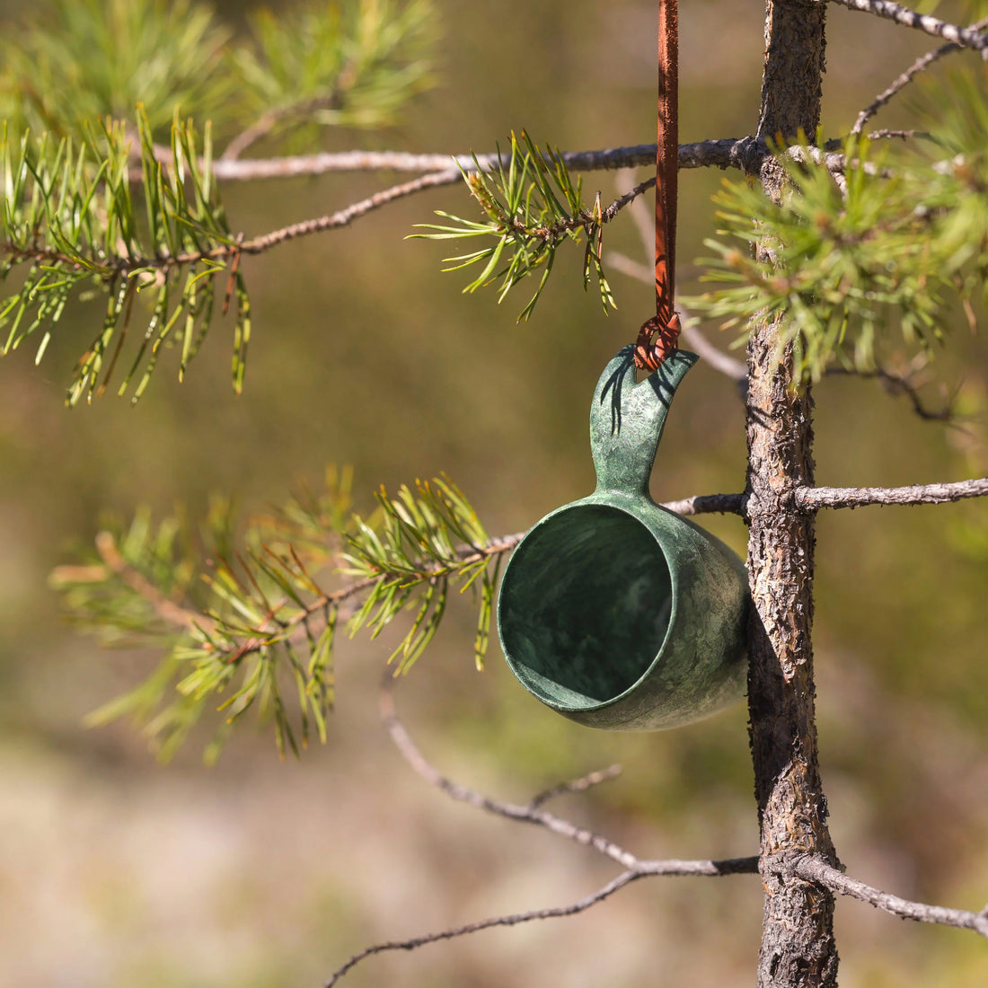 Kupilka 5 Shot Cup mit Lederkordel conifer green